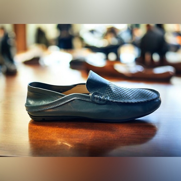 Go Tour Men's Genuine Hand-made Leather Driving Shoes sz 13 blue Punched NWOB - Picture 3 of 9